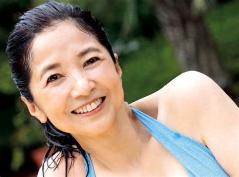 宮崎美子 おっぱい|宮崎美子がビキニ姿を40年ぶりに披露…（※エロ画像あり） 